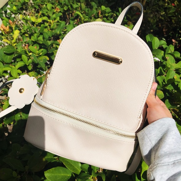 Perfect Image New York Handbags - Trendy Mini Backpack 💥SALE ALERT ⏳‼️